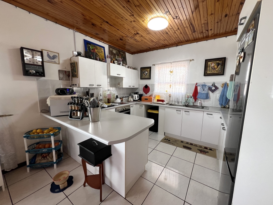 3 Bedroom Property for Sale in Jeffreys Bay Central Eastern Cape